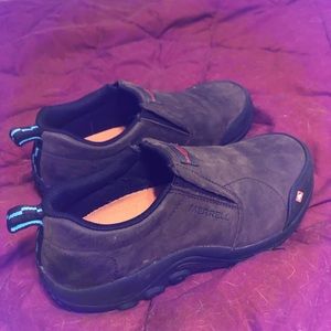 Merrell slip-ons.